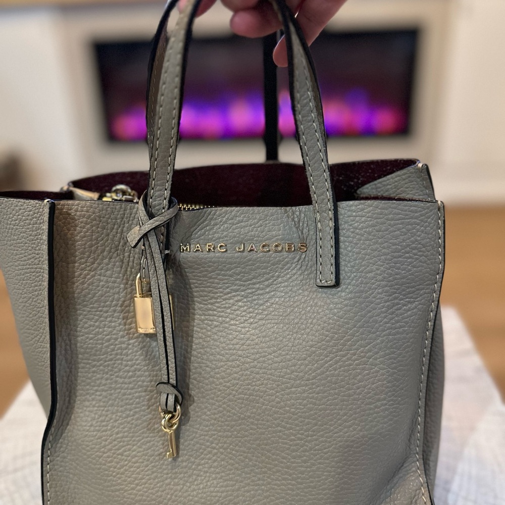 Authentic Marc Jacobs Taupe Leather Tote Bag